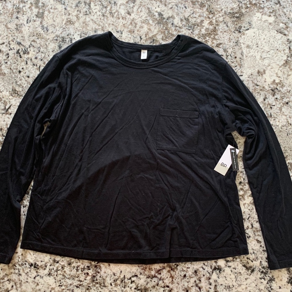 NWT BP long sleeved crew necked tee